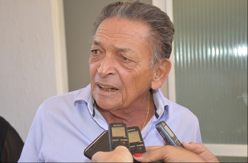 Gil Paraibano perde apoio de sobrinho, Diógenes Medeiros.
