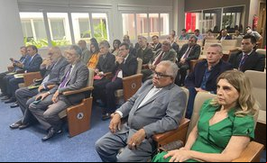 Almapi presta homenagem póstuma a desembargadores