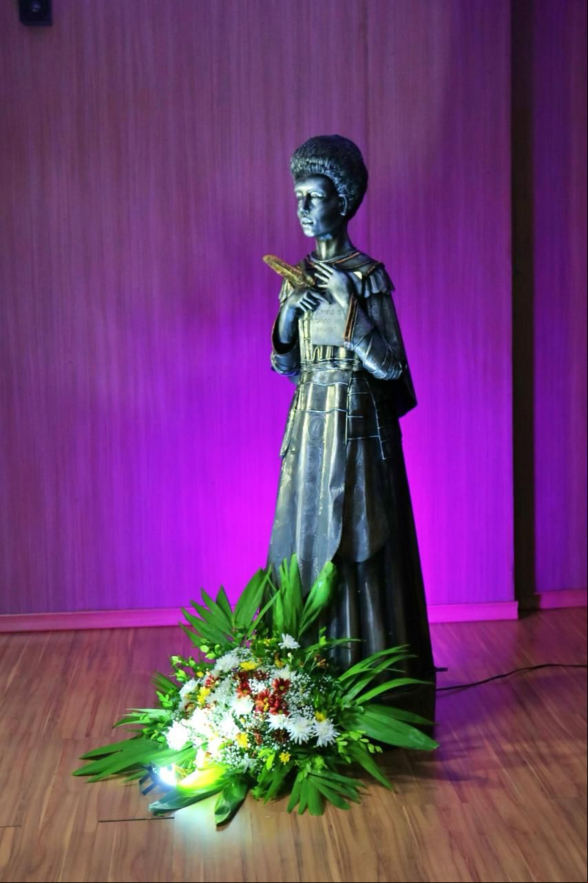 Primeira estátua em homenagem à Esperança Garcia no Brasil