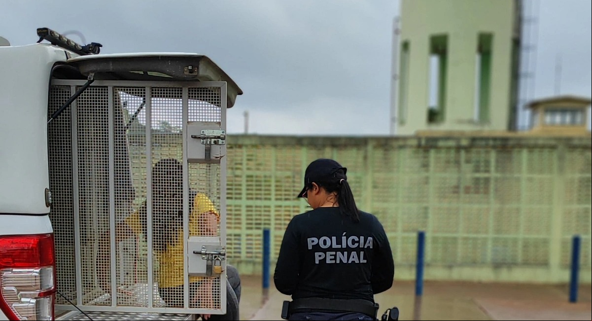 Mulher é presa ao tentar entrar com droga escondida em parte íntima na Cadeia de Altos